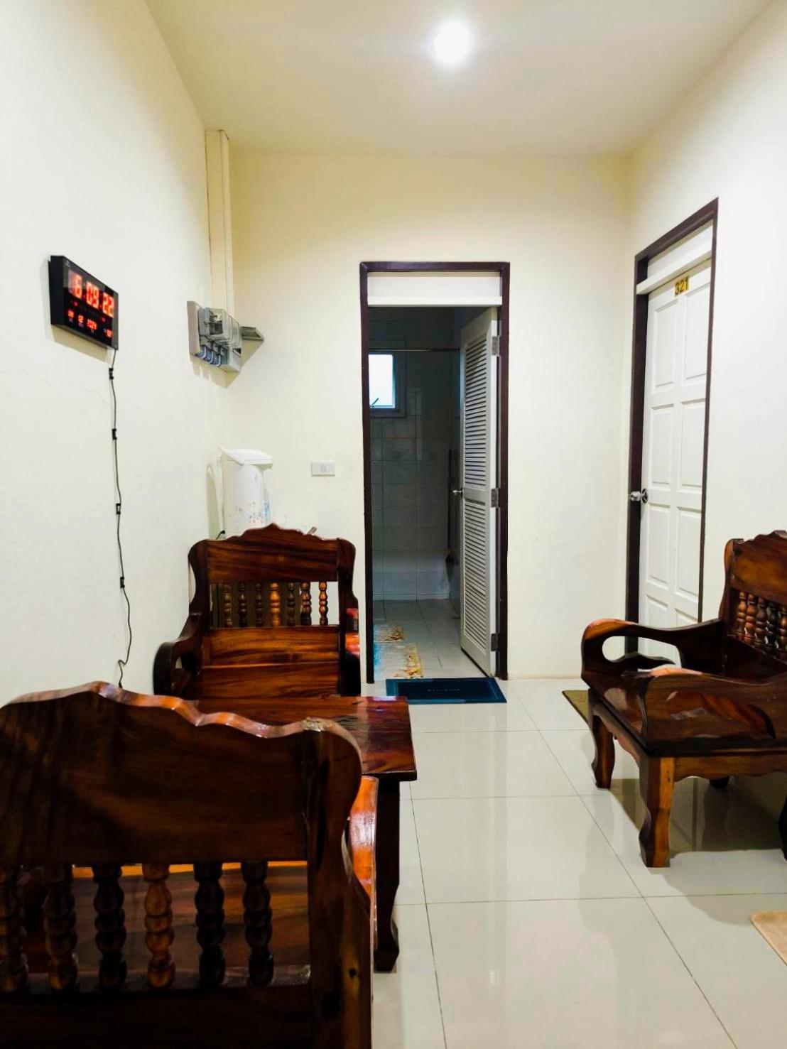 Bed and Breakfast Nu Phuket Airport Resident 1 Nai Yang Zewnętrze zdjęcie